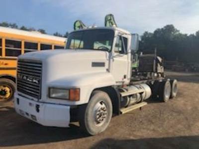 Mack CH613 Cab & Chassis Truck - E7, 350HP, 10 Speed Manual