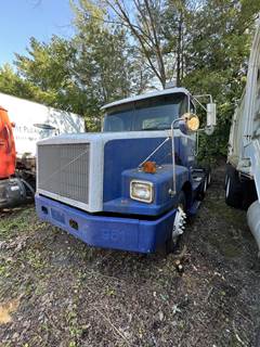 WhiteGMC WG64T Day Cab Truck - Cummins 325HP