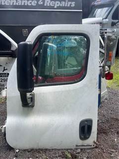 Freightliner Cascadia Left Door