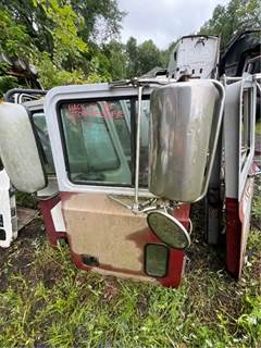 Mack Vision Right Door for a Mack CX VISION