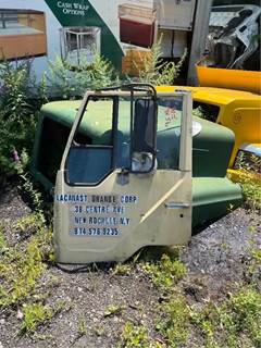 Mitsubishi FM Left Door