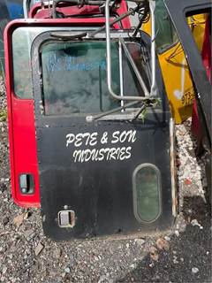 Peterbilt 379 Right Door