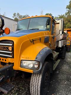 2009 Mack Granite Dump Truck