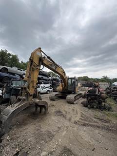 Caterpillar 320CL Excavator