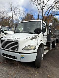 Freightliner M2 106 Flatbed Truck - 250HP, 6 Speed Automatic