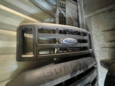 Ford F-350 Grille
