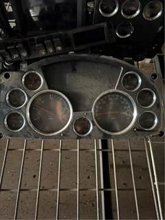 Kenworth T680 Instrument Panel Cluster