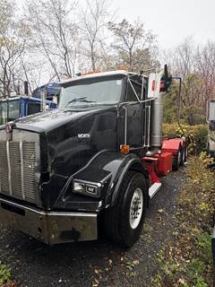 Kenworth T800 Tri Axle Roll Off Truck - Caterpillar, 430HP, 8Ll Manual