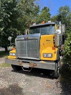 Western Star 4900FA Roll Off Truck - Mercedes-Benz, 450HP, Manual
