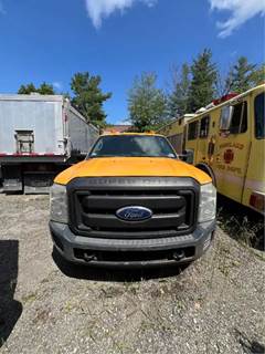 Ford F-250 Salvage Truck