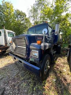 1993 Ford LN8000 Fuel & Lube Truck