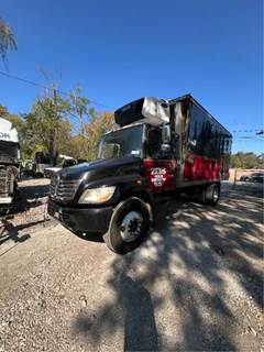 Hino 268 Salvage Truck