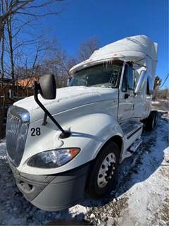 International ProStar Salvage Truck
