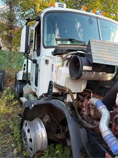 Mack Anthem Salvage Truck