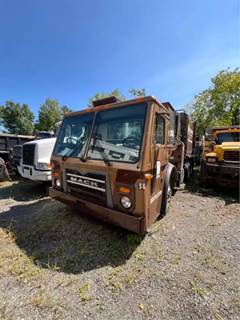 2013 Mack LEU613 Garbage Truck