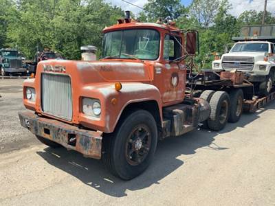 1973 Mack R685ST Day Cab Truck