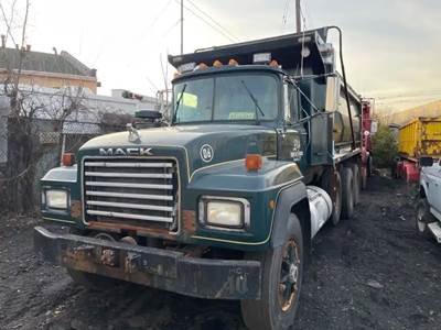 1993 Mack RD688S Dump Truck