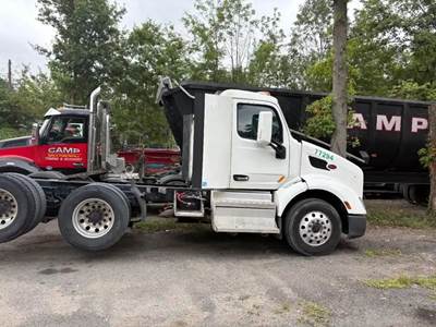 Peterbilt 579 Salvage Truck