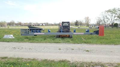 Earthworm Conveyors 24x20 Conveyor