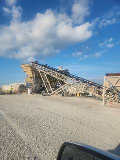 EARTHWORM CONVEYORS 30x50 Conveyor