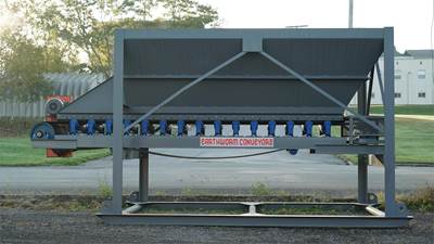 Earthworm Conveyors 8x16 Conveyor