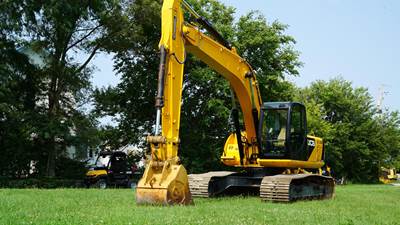 JCB JS220LC Excavator