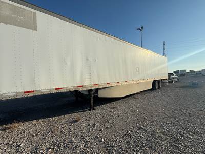 2014 Vanguard 53' tandem air ride. Swing Door. Dry Van Trailer