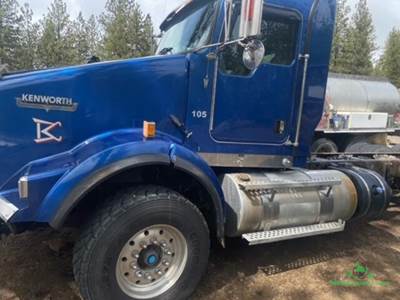 2014 Kenworth Cab & Chassis Truck