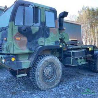 2002 Stewart & Stevenson Cabover