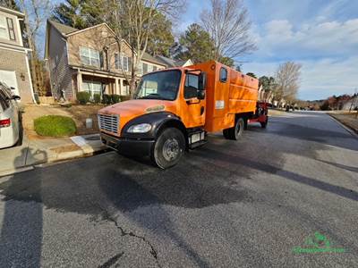 2011 Freightliner M2 Chipper Truck