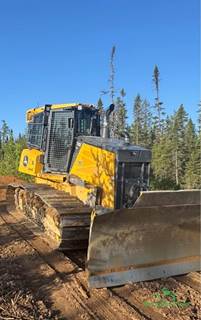2023 John Deere 700L Dozer