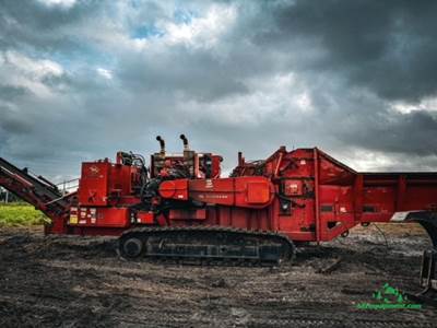 2016 Morbark 6600 Horizontal Grinder