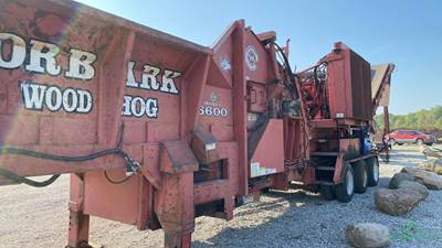 2004 Morbark 6600 Horizontal Grinder