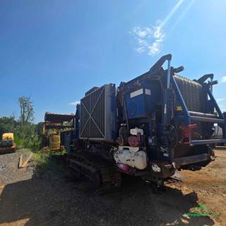 2006 Peterson Pacific 4710B Horizontal Grinder
