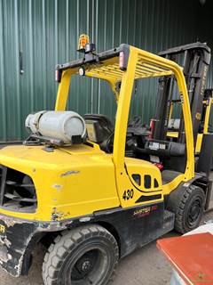 2020 Hyster H80FT Pneumatic Tire Forklift