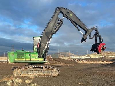 John Deere 2954D Logging Processor