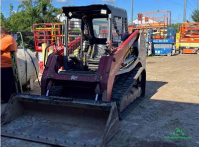 2014 Takeuchi TL8RW Skid Steer