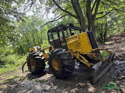 1989 John Deere 548D Skidder