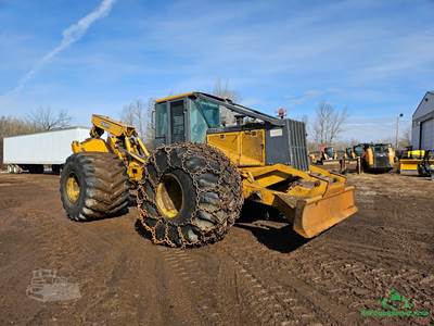 2004 John Deere 748G III Skidder