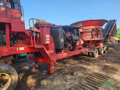 1993 Morbark 1200 Tub Grinder