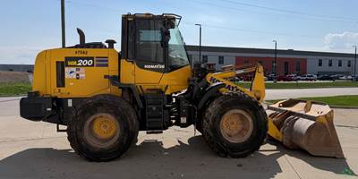 2022 Komatsu WA200-8 Wheel Loader