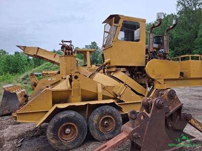 1988 Trelan 21L Towable Wood Chipper