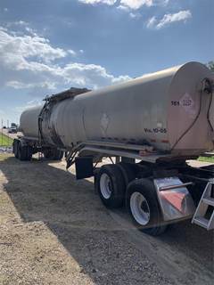 Fruehauf 6500 GAL Asphalt / Hot Oil Tank Trailer