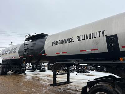 Fruehauf 6500 GAL Asphalt / Hot Oil Tank Trailer