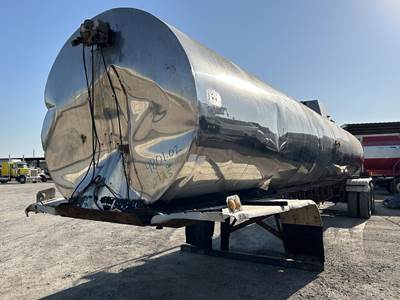 Fruehauf 7200 GALLON TANK Asphalt / Hot Oil Tank Trailer