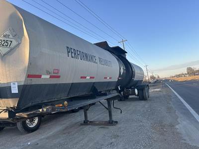 Fruehauf 7350 GAL Asphalt / Hot Oil Tank Trailer