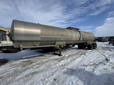 Penske 7450 GALLON TANK Asphalt / Hot Oil Tank Trailer