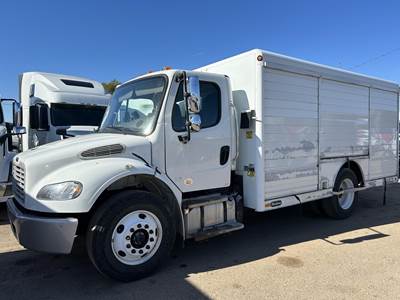 Freightliner M2 106 Beverage Truck - Cummins, 240HP, Automatic