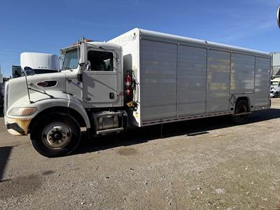 Peterbilt 337 Beverage Truck - Paccar, 280HP, Automatic