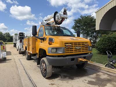Chevrolet Kodiak C5500 37 ft Boom / Bucket Truck - 2008 ALTEC AT37G Aerial Lift, Automatic